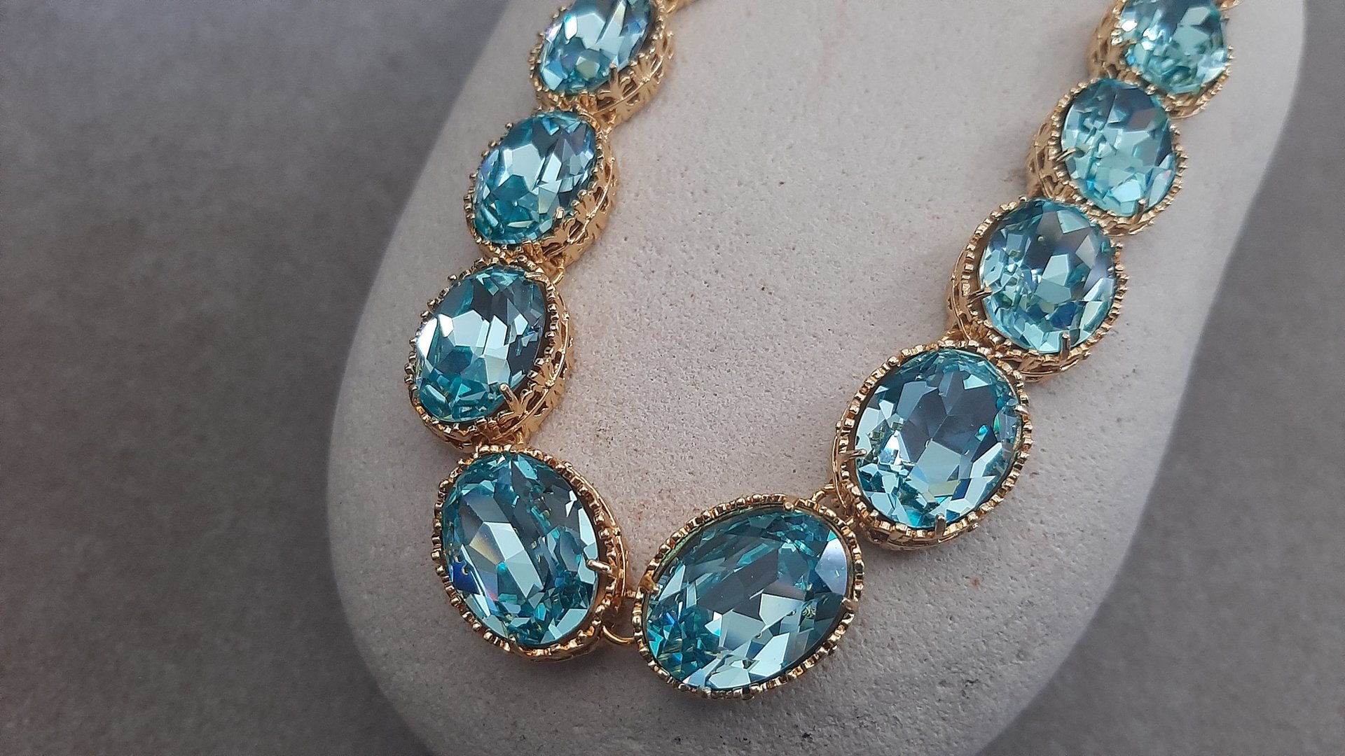 Aquamarine Crystal Collet Necklace in Gold Riviere Anna Wintour Jewelry Filigree Golden Shadow Oval Choker Cabochon Wife Anniversary Gift