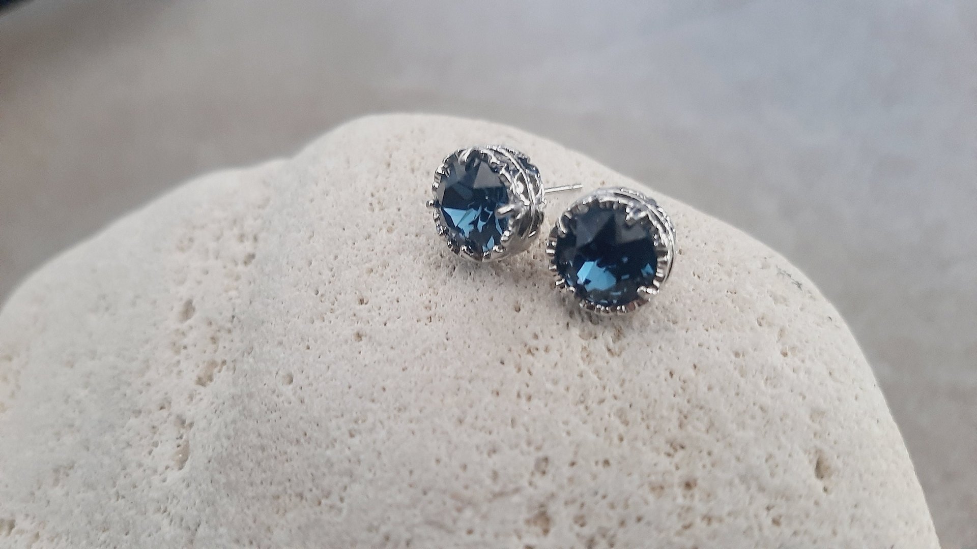 Dark Sapphire Crystal Earrings Swarovski | Art Deco Blue Platinum Studs