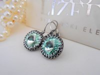 Chrysolite Green Crown Bezel Earrings with Rivoli Crystals/ Lever-back 14mm / Antique Silver Jewelry / Birthday Gift