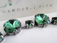 Emerald Cushion Cut Premium Crystal necklace, Anna wintour green collet, Edwardian jewelry, Silver cup chain 4470