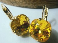 Light Topaz Crystal Cushion Dangle Earrings in Gold, Yellow Drop Lever back Earrings, Costume Party Jewelry for Women, Gifts for Birthday