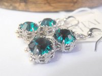 Emerald Grenn Art Deco Earrings / Women Bridal Crystal Jewelry / Dangle Drop Platinum filigree Round Setting / Birthday Gift for her