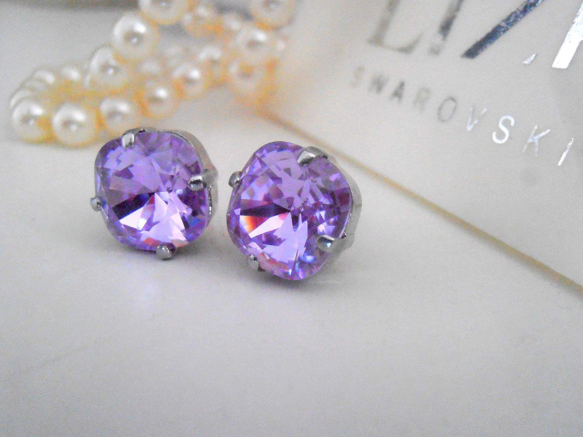 Lavender Purple Cushion Cut Earrings / Crystal Studs / 4470 Bridal Platinum Square Post Earrings / Wedding Purple Jewelry / Birthday gift