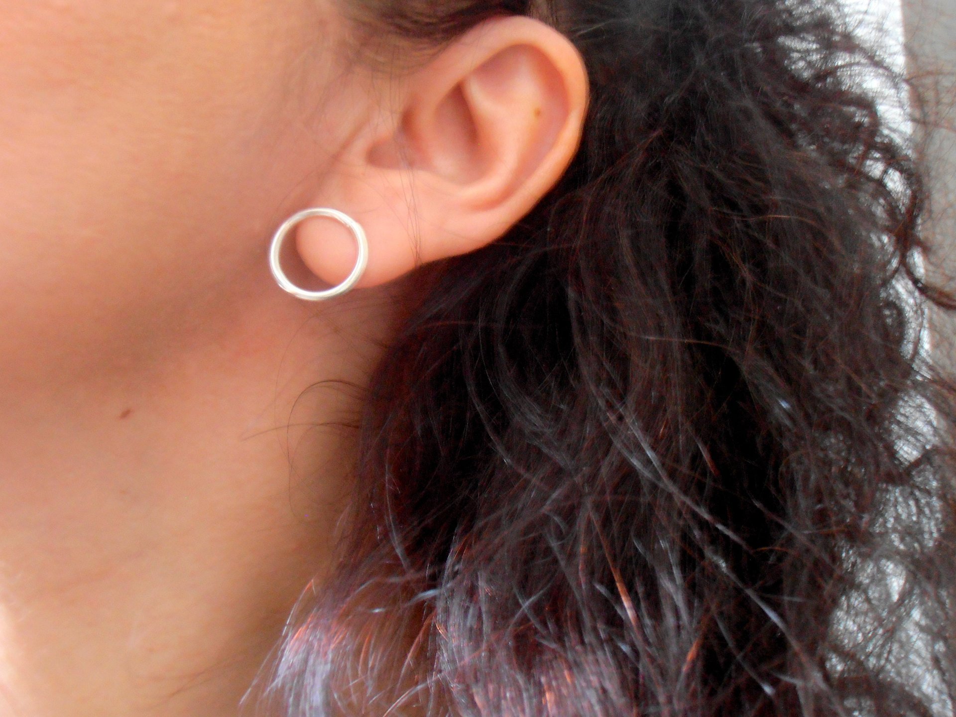 Sterling Silver Circle Geometric Earrings / Minimalist Open Circle Ear Studs / Dainty Post Pierced Jewelry / Birthday Gift for her