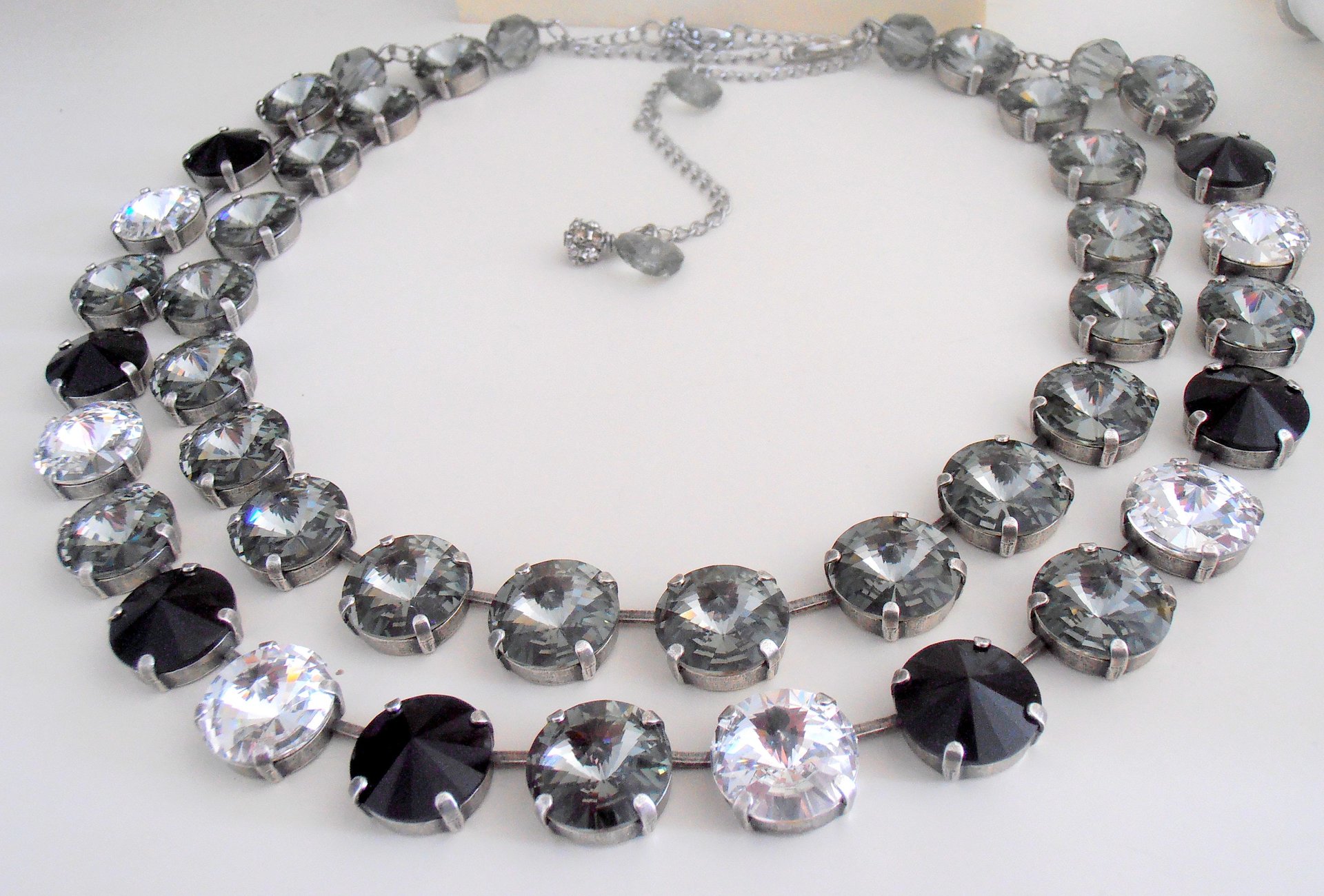 Anna Wintour Necklace with Gray Black Rivoli Crystals, Statement Rhinestone Collet, Wedding Cup chain, Bridal Jewelry, Women Gift