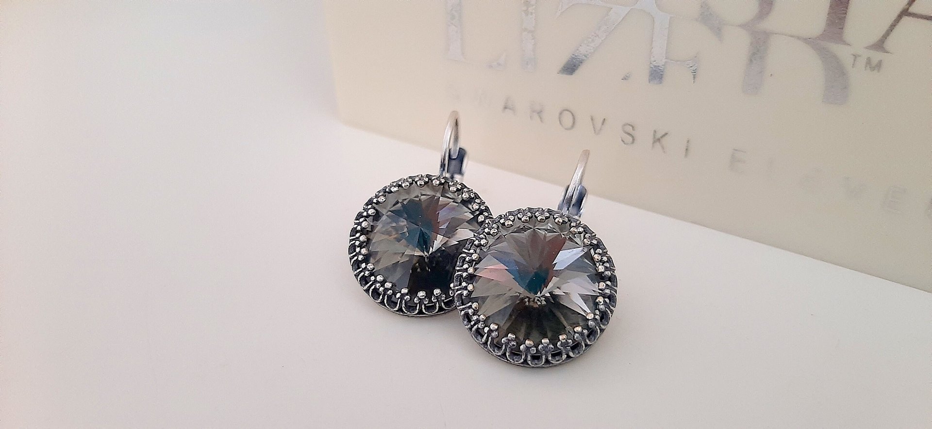 Black Diamond Crown Bezel Earrings with Rivoli Crystals 14mm, Antique Jewelry, Dangle and Drop Lever-back Earrings, Birthday Gift for her