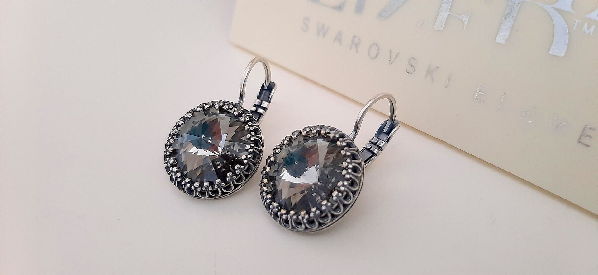 Black Diamond Crown Bezel Earrings with Rivoli Crystals 14mm, Antique Jewelry, Dangle and Drop Lever-back Earrings, Birthday Gift for her