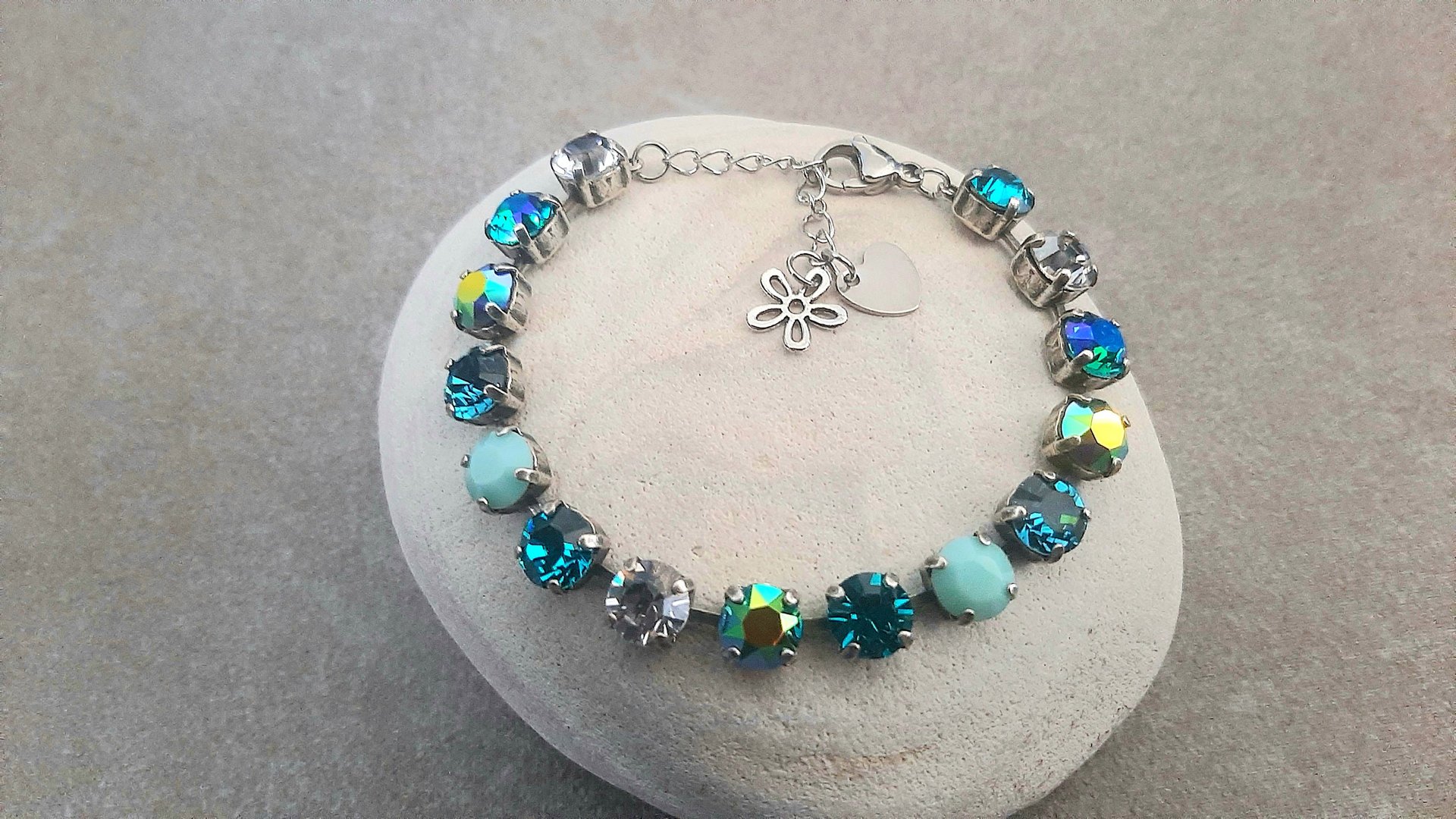 Mint/Blue Multi-colors Crystal Bracelet, Tennis Cup chain, Georgian jewelry, Antique Silver, Women Gift