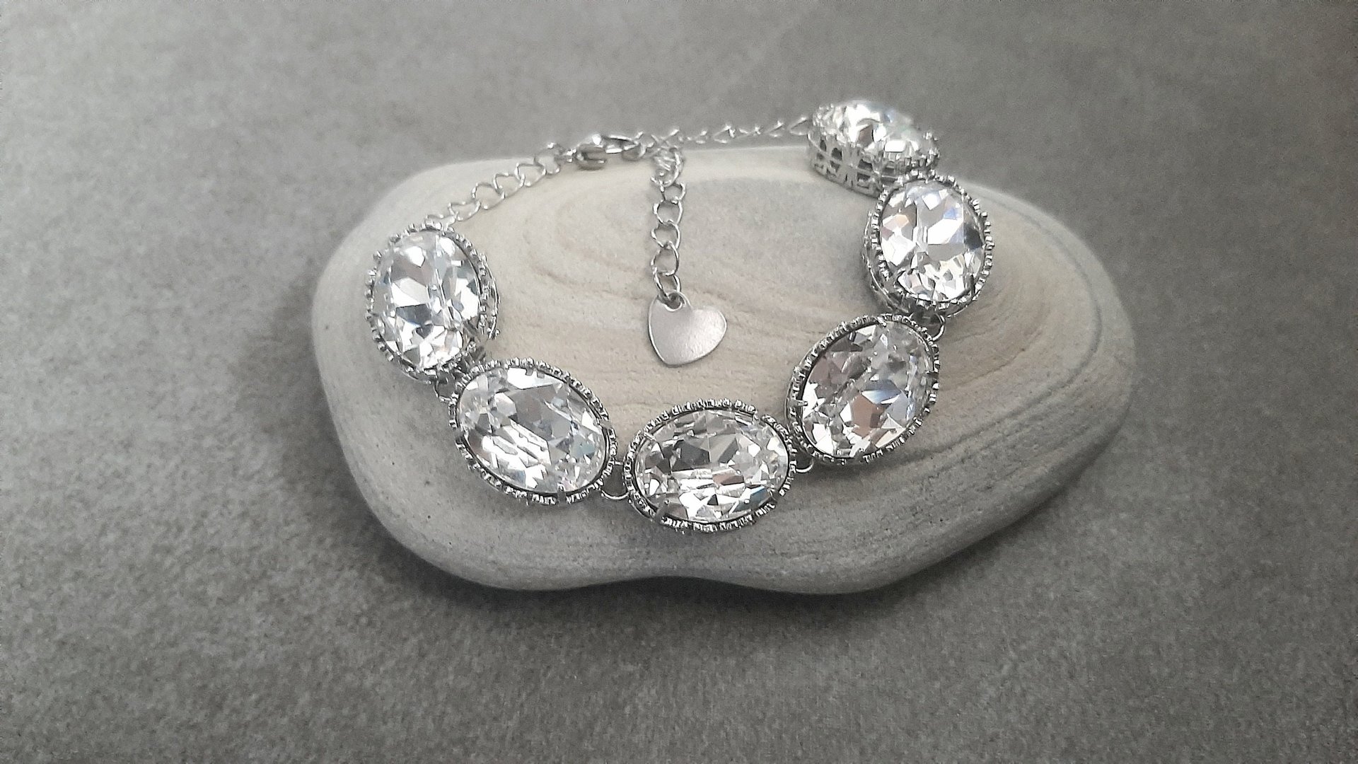 Clear Diamond Cut Statement Filigree Bracelet, Anna Wintour Georgian Platinum Jewelry, Chunky Oval Crystals 4120, Birthday Gift for her