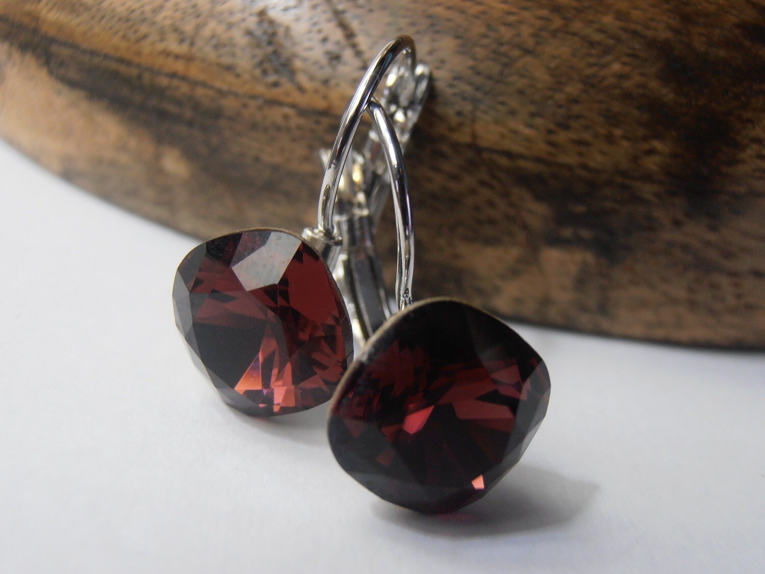 Burgundy Cushion Cut Leverback Earrings / 4470 Crystal Drop Jewelry / January Birthstone Wine Red 12mm  / Birthday Gift for women