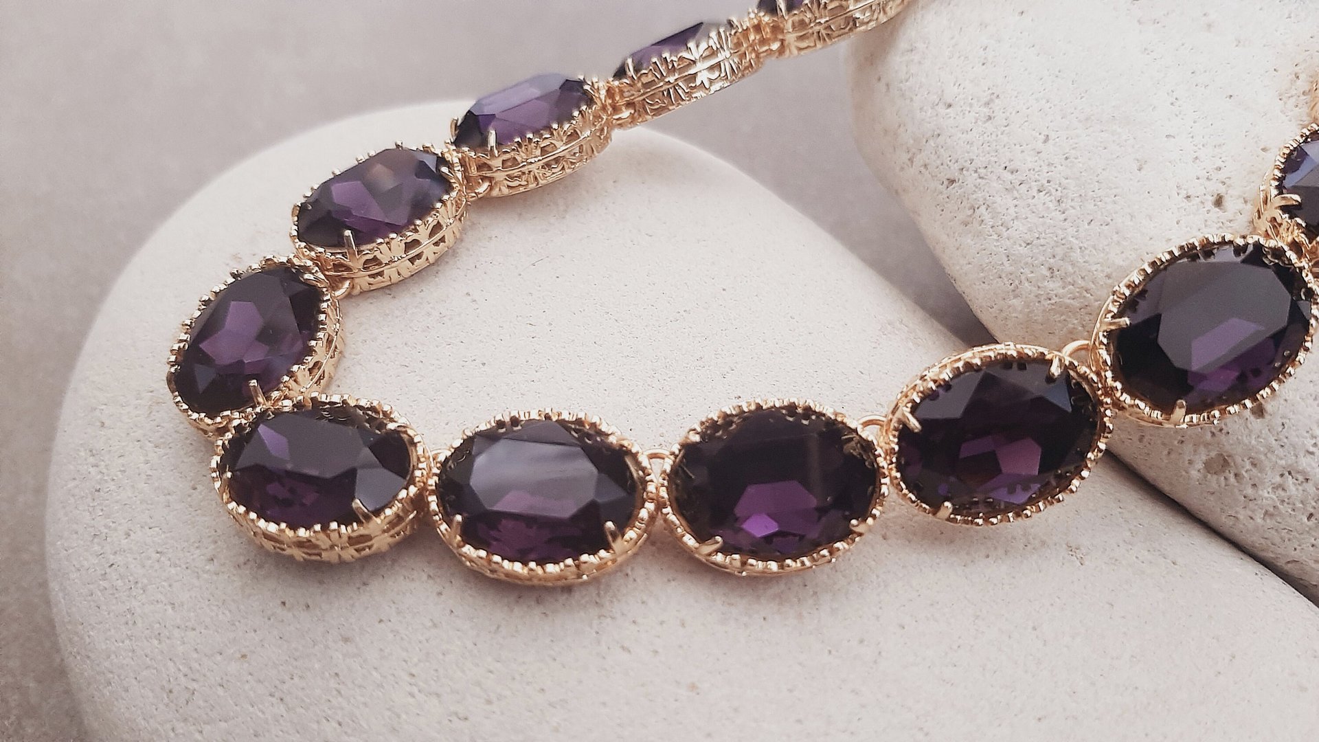 Anna Wintour Amethyst Crystal Riviere Choker Necklace, Georgian Oval Purple Collet, Mama Gold Party Jewelry, Wife Anniversary Gift