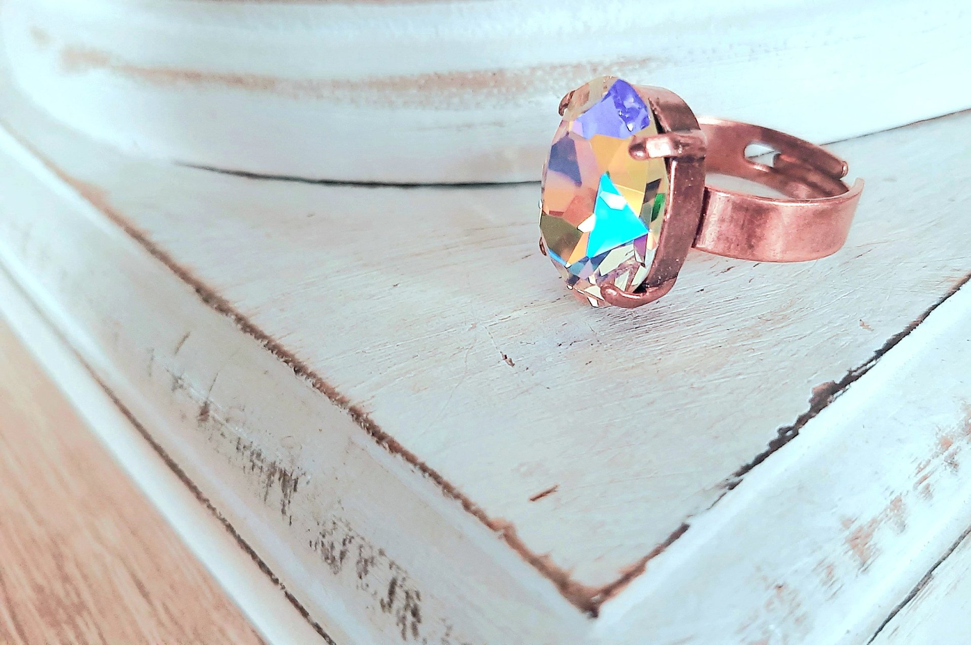 Aurora Shimmer Crystal Adjustable Band Ring in Antique Copper, Women Statement Jewelry, Oval Rings for Girls