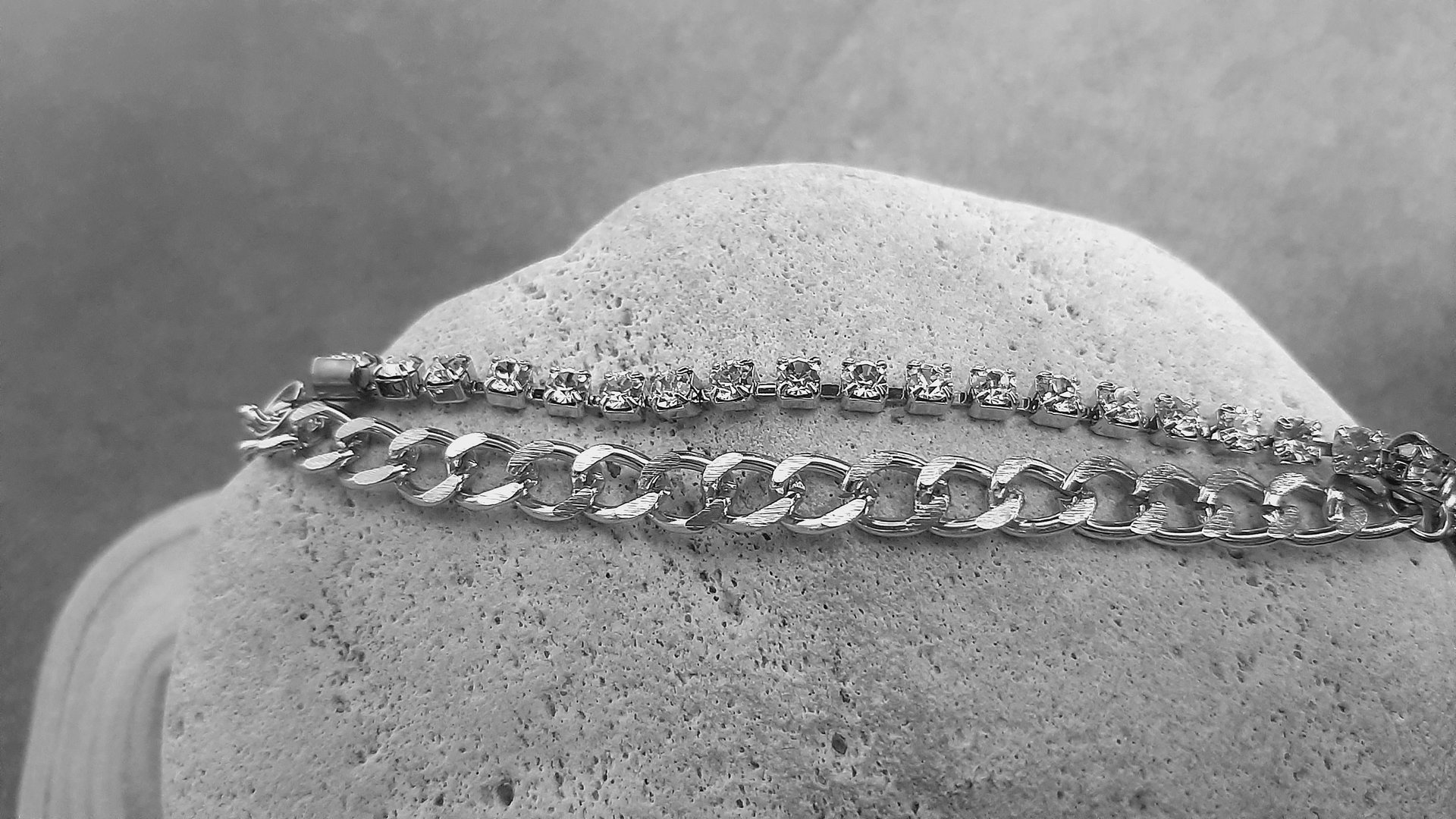 Multi Strand Clear Rhinestone Chain Bracelet - Thick Curb Chunky Chain in Platinum - Modern Statement Jewelry - Birthday Gift for Girls