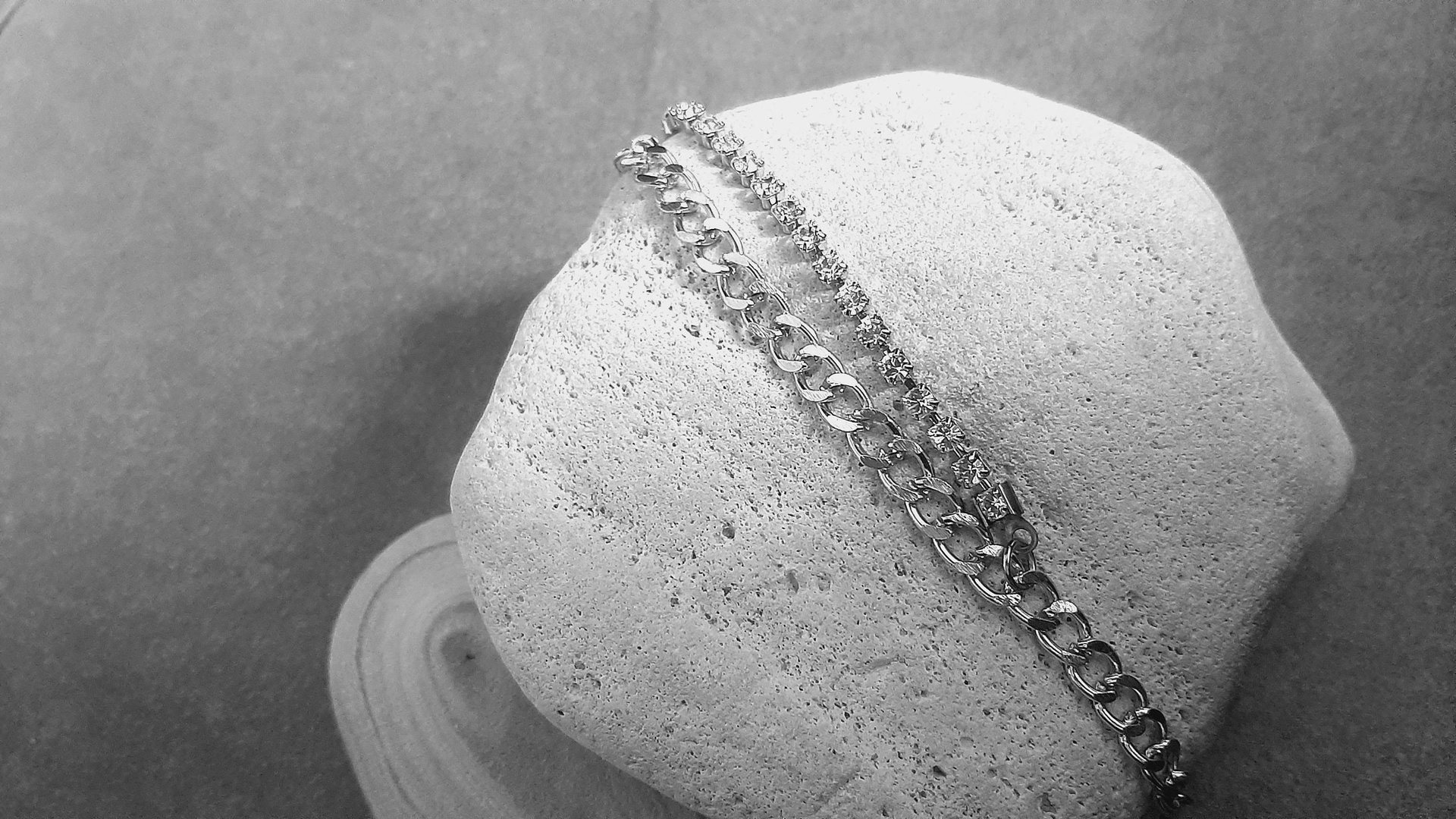 Multi Strand Clear Rhinestone Chain Bracelet - Thick Curb Chunky Chain in Platinum - Modern Statement Jewelry - Birthday Gift for Girls