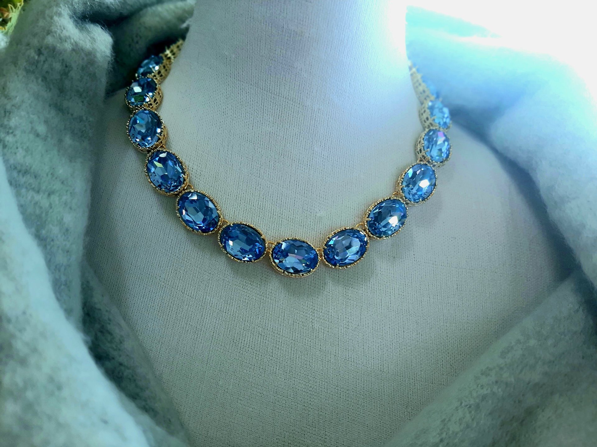 Light Sapphire Crystal Choker | Anna Wintour Necklace