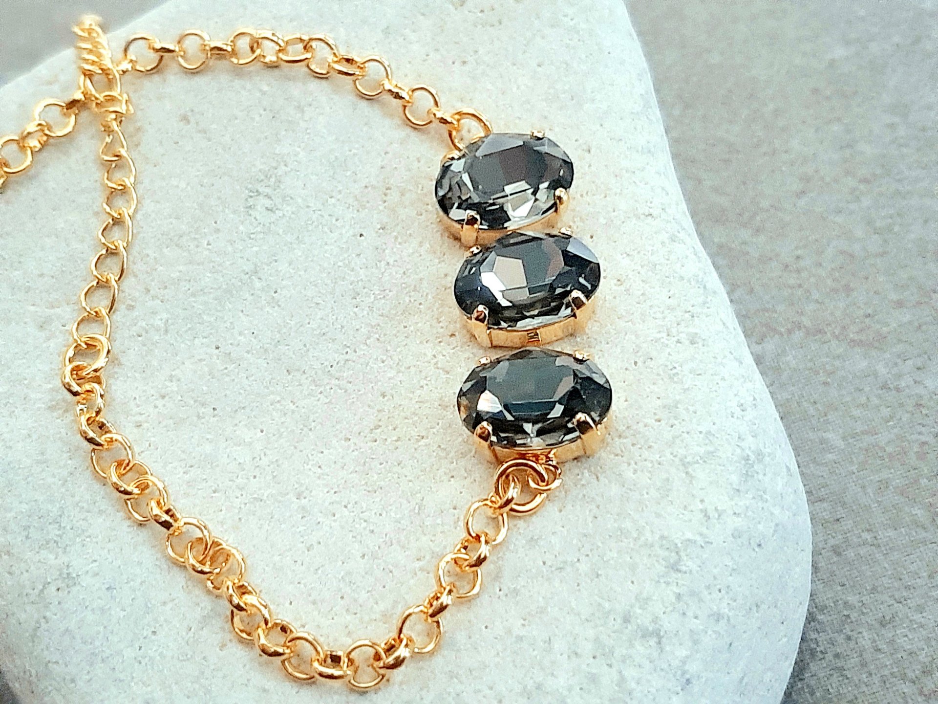 Elegant Black Diamond Oval Bracelet in Gold Plated