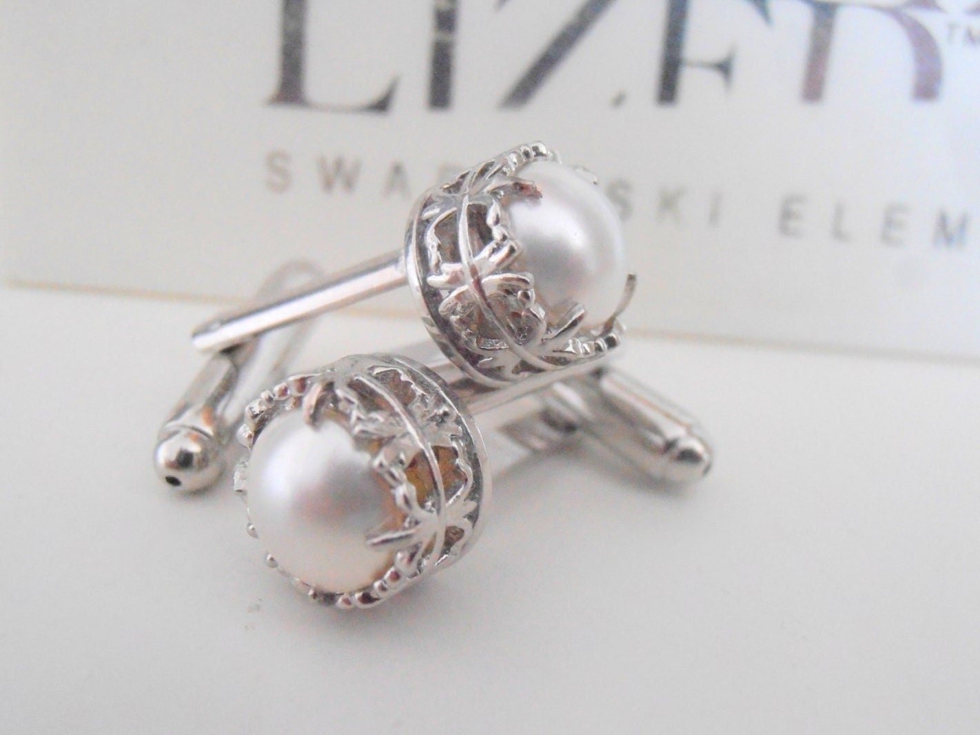 Platinum Shirt Cufflings with White Pearls for Men and Women