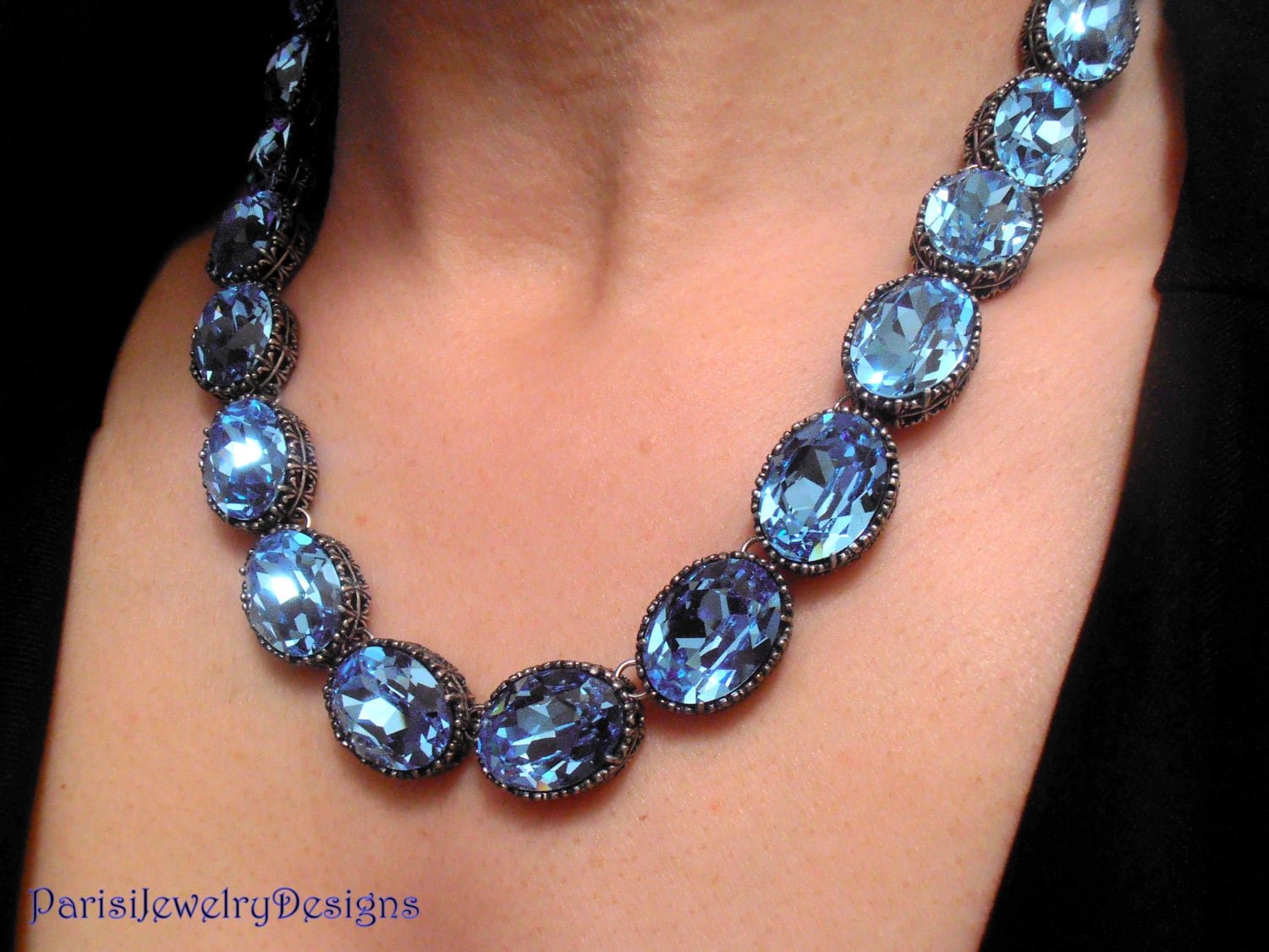 Anna wintour georgian collet necklace sales