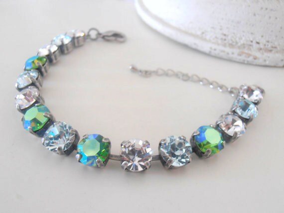 Green Multicolors Tennis Cupchain Bracelet / Crystal Chatons / Fashion Jewelry for her / 8mm Antique Silver Setting /