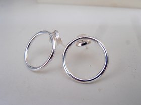 Sterling Silver Circle Geometric Earrings / Minimalist Open Circle Ear Studs / Dainty Post Pierced Jewelry / Birthday Gift for her