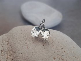 Halloween Clear Crystal Skull Earrings, Handmade Dangle Ring, Dainty Gothic Jewelry, Girls Birthday Gift